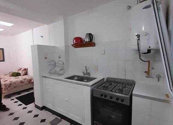 Departamento ubicado a 4 cuadras de la Plaza Ramírez.