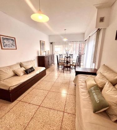 Departamento 2 ambientes frente al mar en Miramar
