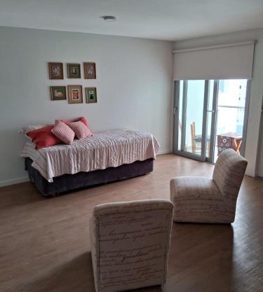 DEPARTAMENTO JARDIN