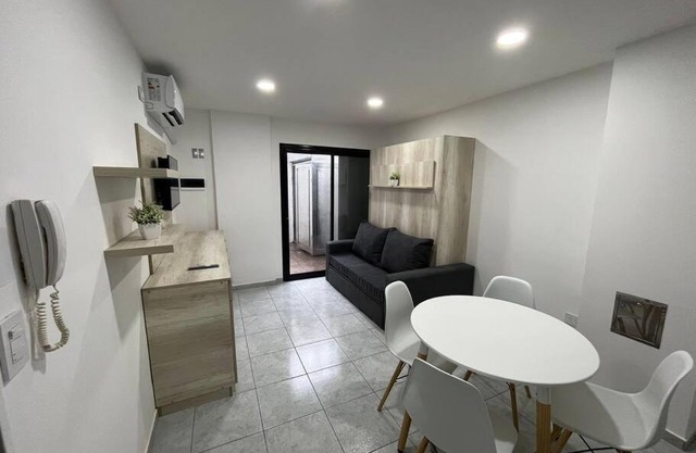 Departamento céntrico-46 n 326 entre1y2