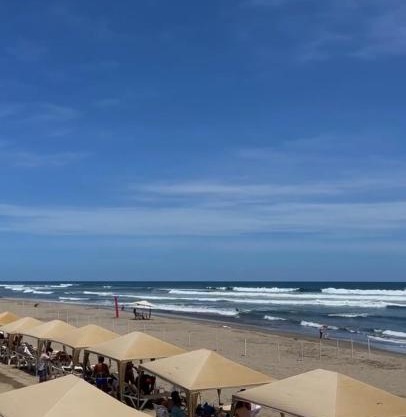 Departamento en Diamante Acapulco para 10 personas