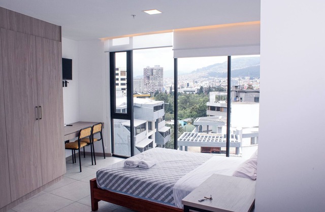 Departamento en Edificio Harmony 1307