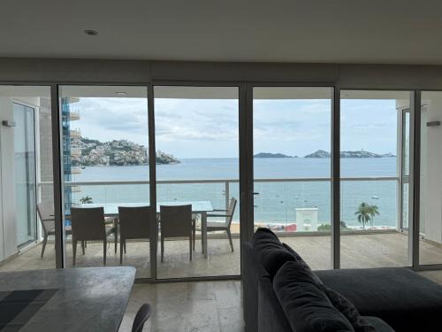 Departamento espacioso con Vista al mar