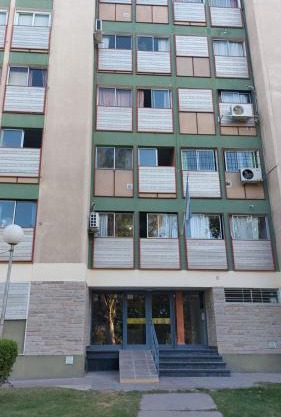 Departamento frente al Mendoza Shopping para 4 personas