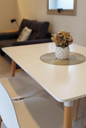 Departamento luminoso a estrenar con balcón