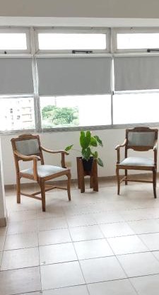 Departamento sobre la costanera