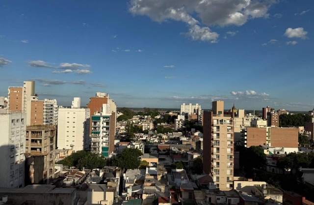 Dpto. C/Pileta.Grande +Quincho c/Vista RIO