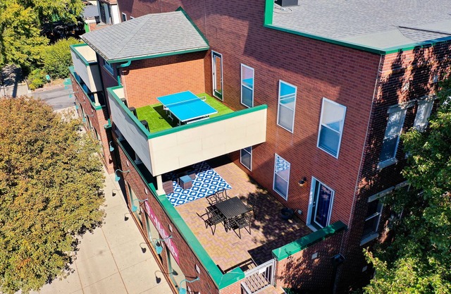 Derby Time! Highlands Home with View of Downtown Walkable.