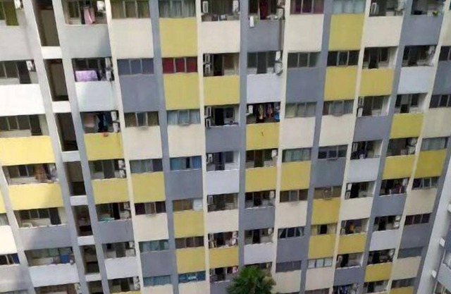 Deroyal Residence