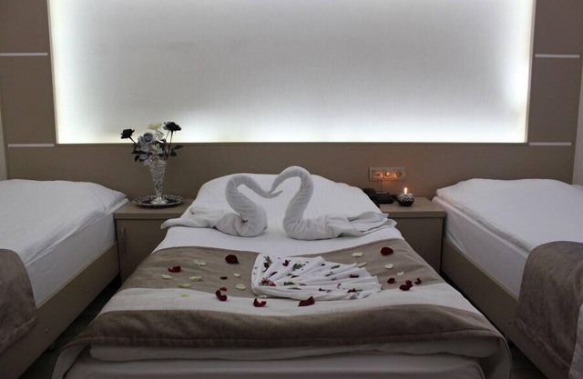 Derya Otel