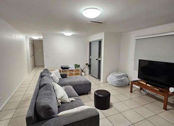 Desert Deluxe Entire three bedroom home