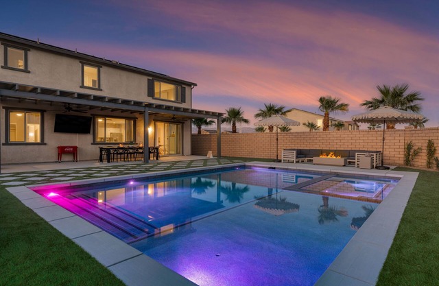 Desert Eden by AvantStay | 6BR w/ Ensuite | Backyard Oasis w/ Pool & Hot Tub!