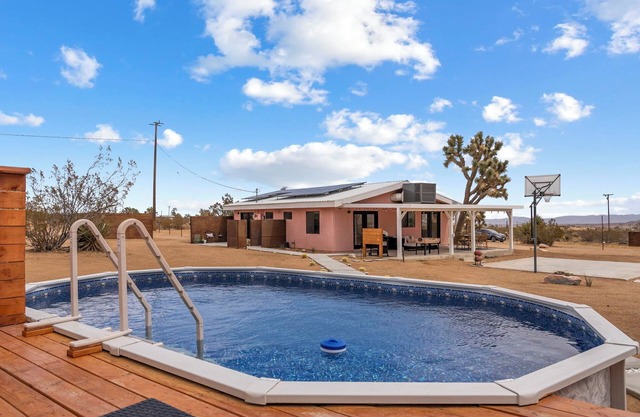 Desert Oasis Cowboy Pool Views Fire Pit