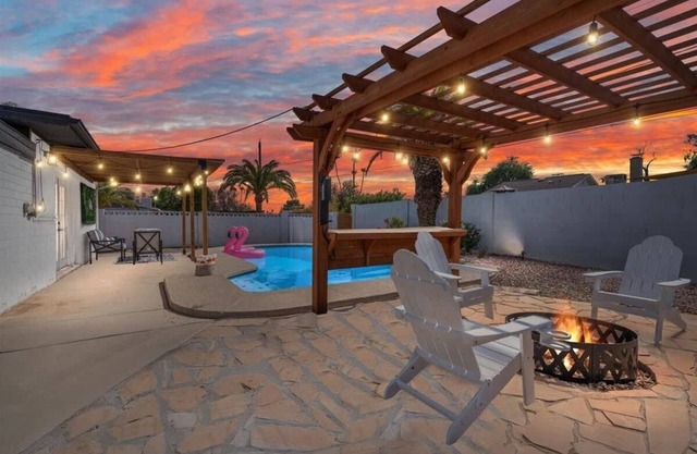 Desert Oasis in Tempe w/Pool and Arcade