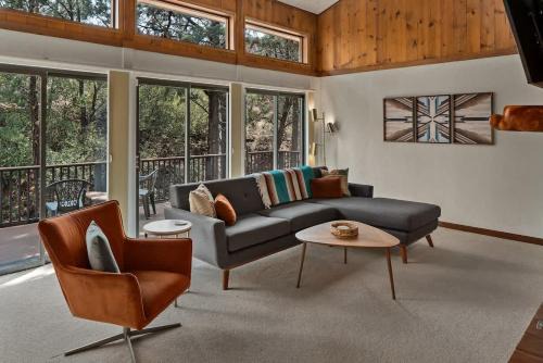 Desert Oasis Surrounded for Family by Sedona Nature with Spa