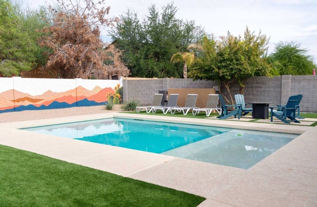 Desert Oasis w/ Free Pool Heating