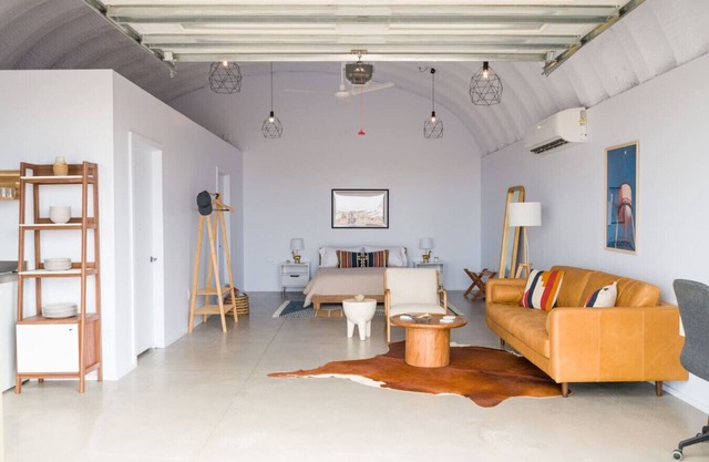 Desert Sky - Modern Oasis on 5 Acres in Marfa