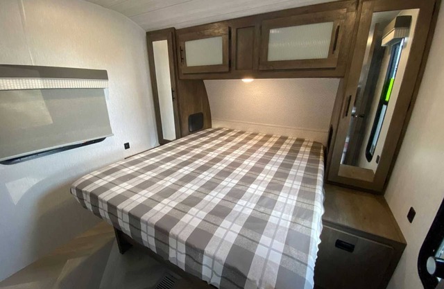 Desert Tiny Home B39: Perfect Mix of Desert Adventure & Relaxation