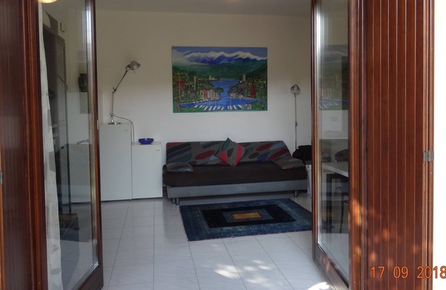 Apartamento de diseño con piscina para golfistas y ciclistas cerca de Garda