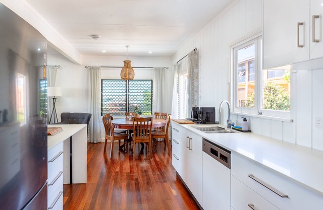 Designed to catch the Seabreeze's, and perched in the perfect position to do so.