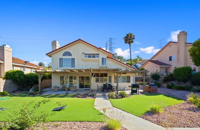 Designer Home｜Near Disney｜Views & BBQ｜More in LA
