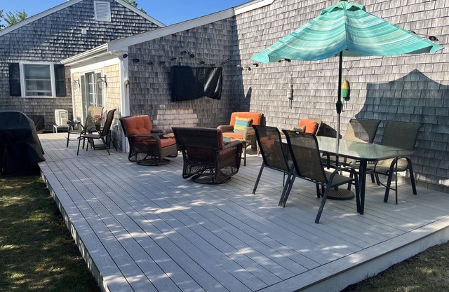 Desirable W.Harwich, 1 block to Belmont Rd Beach, minutes to restaurants & shops