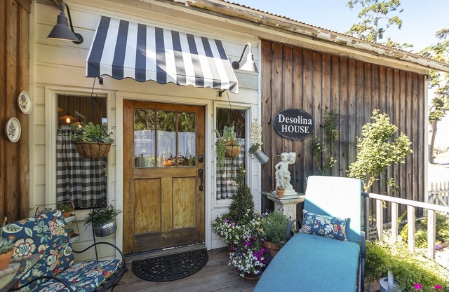 DeSolina Cottage en Old Edna