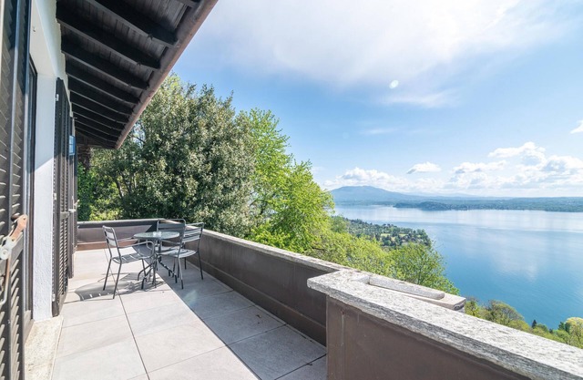 Casa Massino Visconti over Lake Maggiore