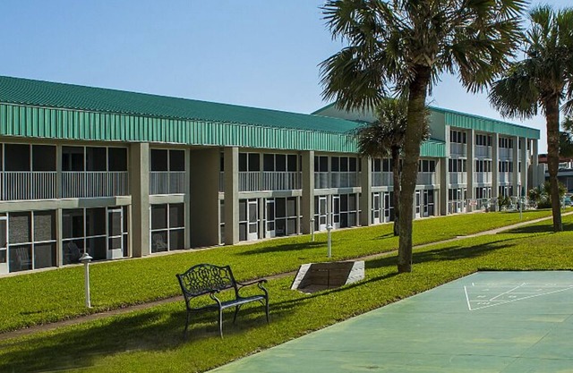 Destin Holiday Beach Resort