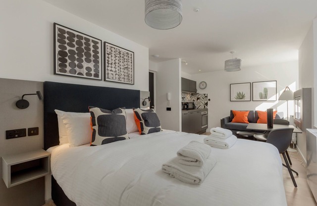 Destiny Scotland Market St Apartments