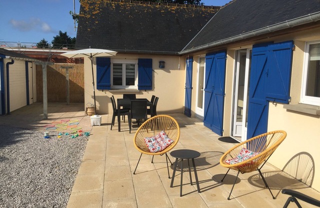 Detached house 500 m. from beach, riding school, playground
