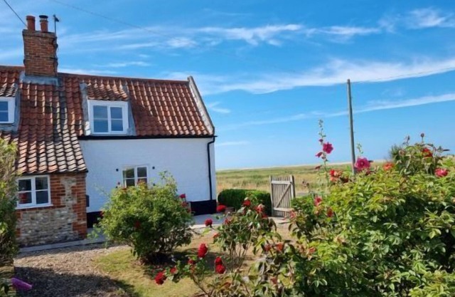 A self catering cottage that sleeps 4 guests in 2 bedrooms