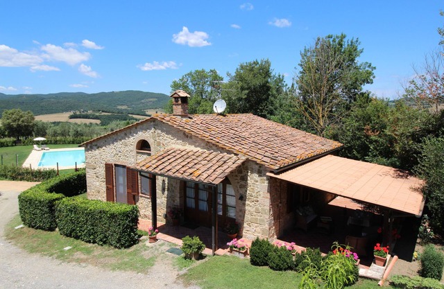 Apartamento independiente con piscina en granja