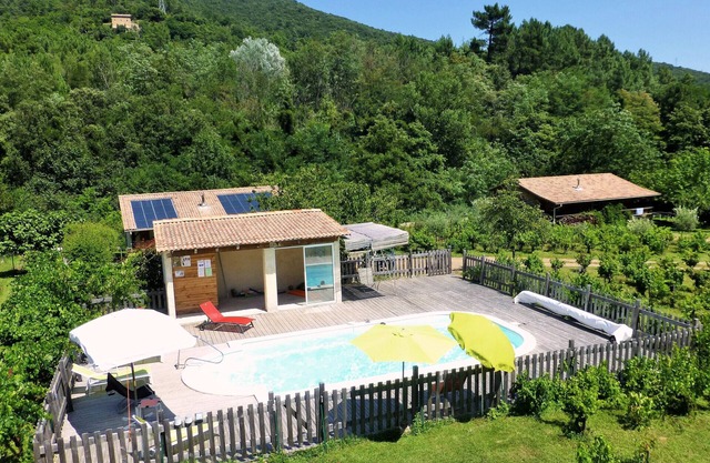 Chalet Cevennes, Francia, Gard, Ardeche, Piscina, Tranquilo, jardín, cerca de Actividades