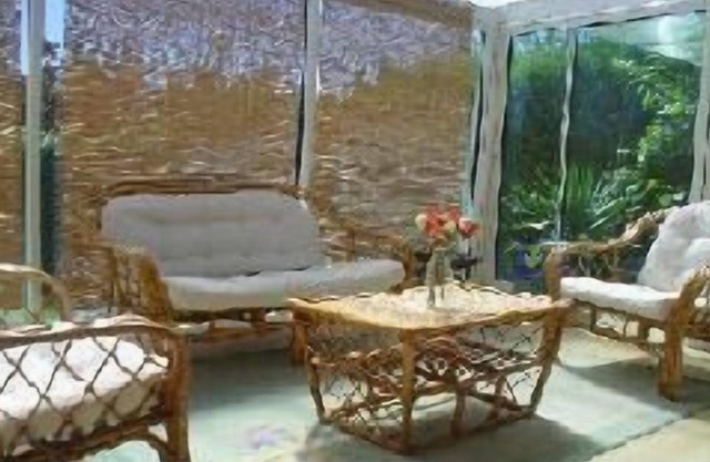 Villa independiente para familias con piscina privada y 4 habitaciones con aire acondicionado