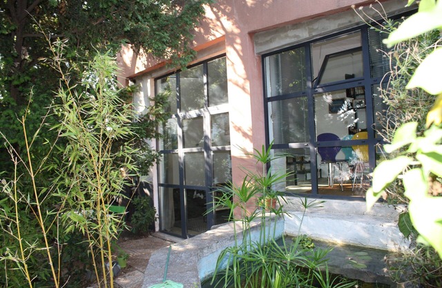 Casa independiente en el jardín de una zona residencial de Marsella