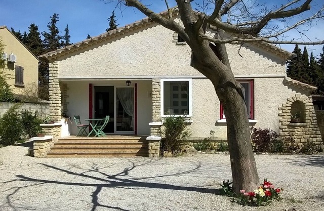 Casa unifamiliar provenzal - 84150 VIOLAS
