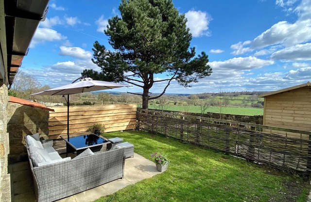 2 bedroom accommodation in Fearby near Masham