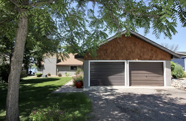 DETROIT LAKE HOME CON HERMOSAS VISTAS AL SOL!