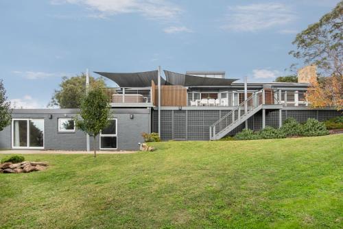 Devon Mt Martha Escape with Spa and Views