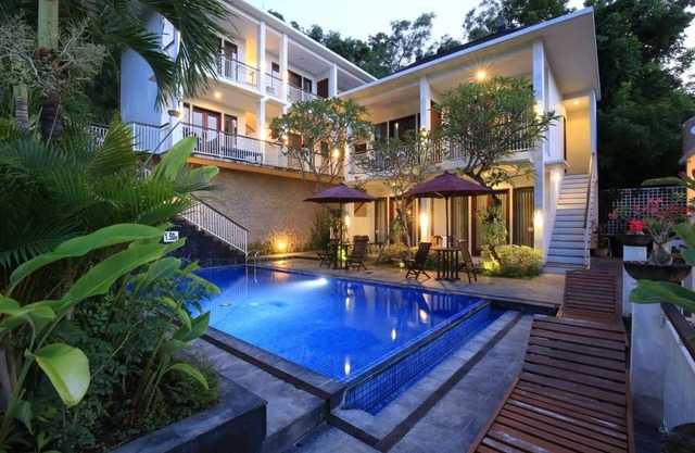Dewi Villa Padangbai Hotel