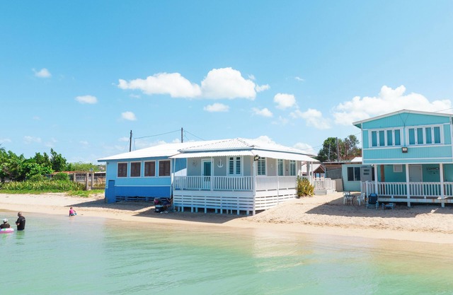 Deymar Front Beach House