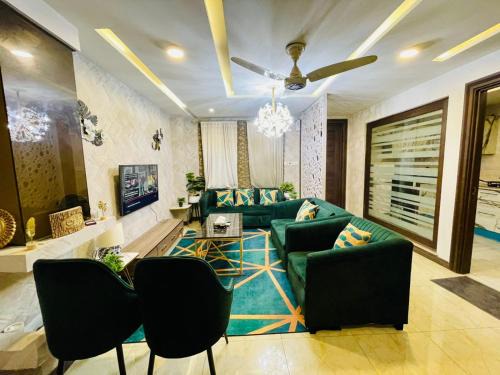 DHA phase 8 air avenue ug 13