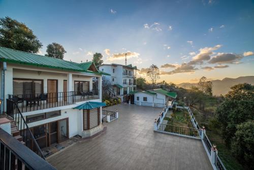 Dhanachuli Retreat