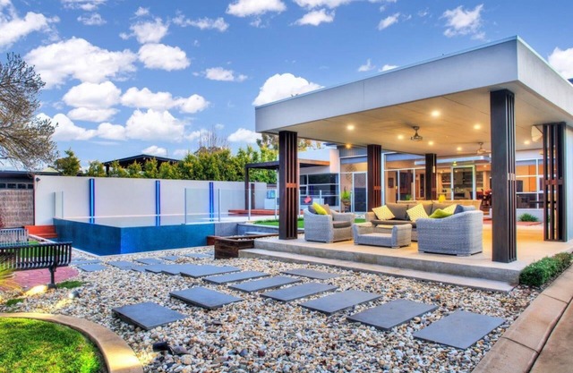 Dhungalla - Echuca Holiday Homes