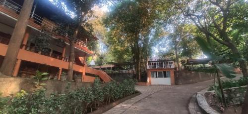 Dhyana Bindhu Home Stay