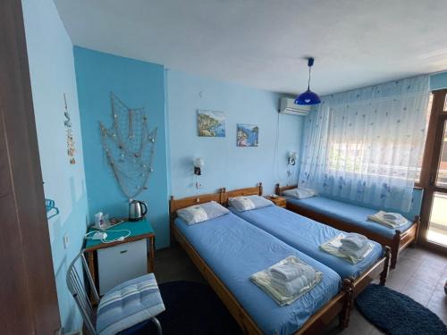 Di Mare House
