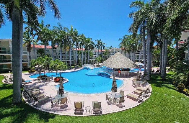 Condominio Diamante Lakes, enfrente de Arena GNP