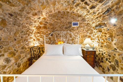 Diamante Stone House