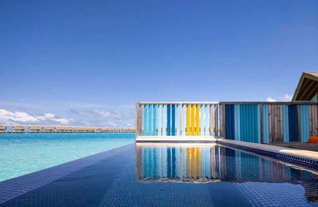 Diamond Overwater Pool Villa, Hard Rock, 2 Twin Bed, Lagoon Access